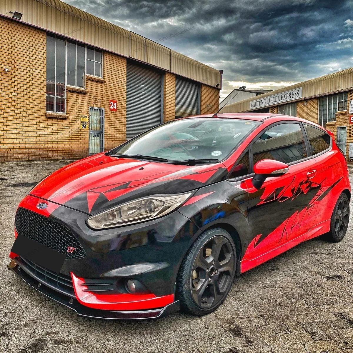 Front Bumper Lip For Ford Fiesta MK7 ST ST Line 2013-2016 Gloss Black Spoiler Splitter Diffuser Cover Guard ABS Body Kits Tuning