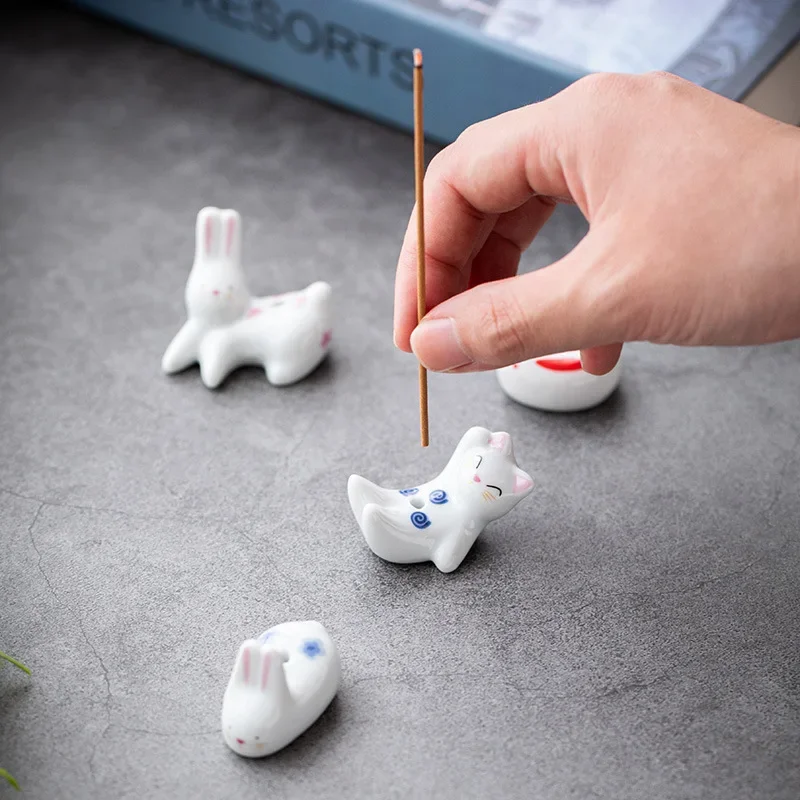 Japanese Style Grocery Bunny Kitten Thread Incense Rack, Ceramic Cuteness Ornaments Creative Home Decoration