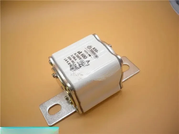 

3PCS RS0-600 RSO RS3 ceramic fuse core fuse 400A450A500A550A600A copper piece