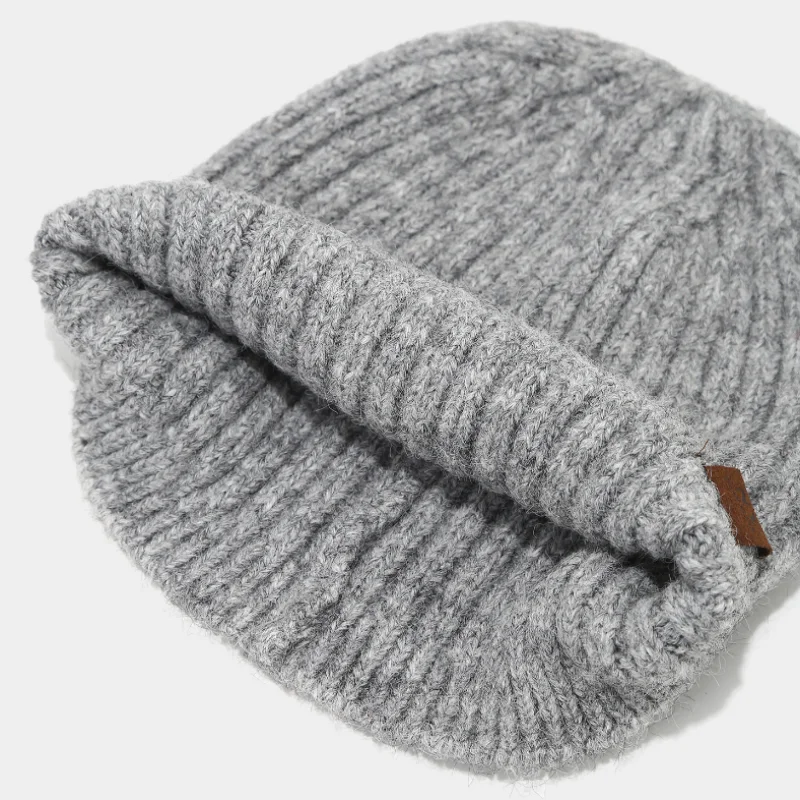 قبعة محبوكة من الصوف الأوروبي الأمريكي للرجال والنساء في الهواء الطلق سميكة مخططة دافئة لحماية الأذن قبعة صوفية للخريف والشتاء