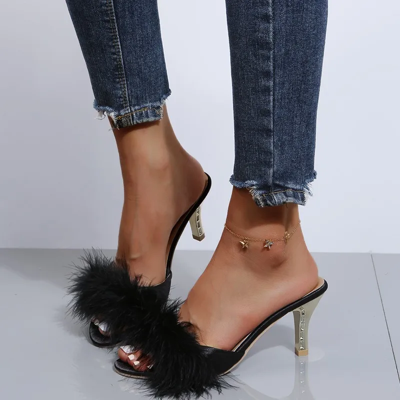 2021 New Pink White Women Sandals Sexy Open Toe Furry Fur Summer High-Heeled Pumps Ladies Metal Buckle Strap Wedding Party Shoes