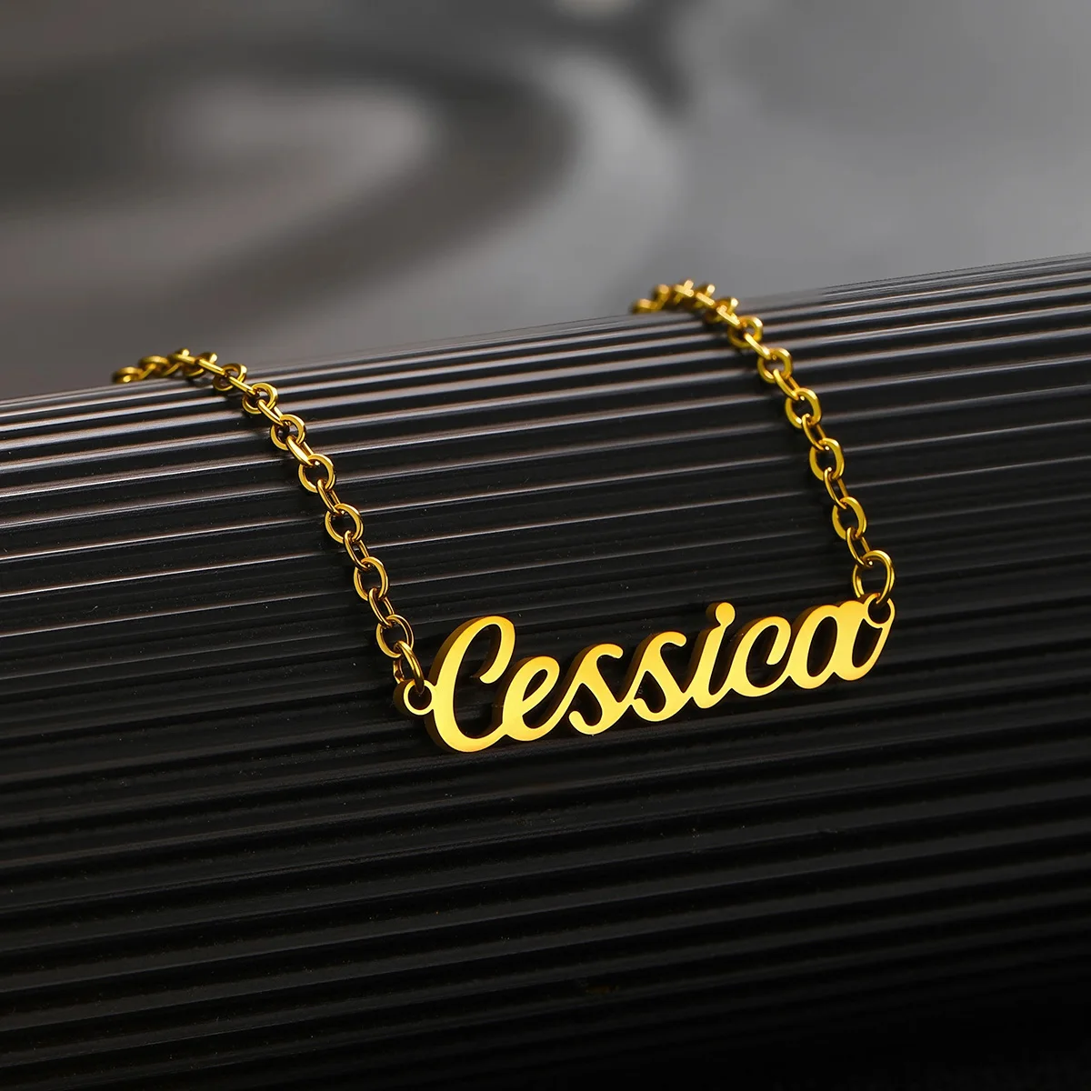 QIAMNI Customized Stainless Steel Nameplate Chain Necklace Custom Name Choker Pendant Birthday Couple Family Lover Gift Jewelry