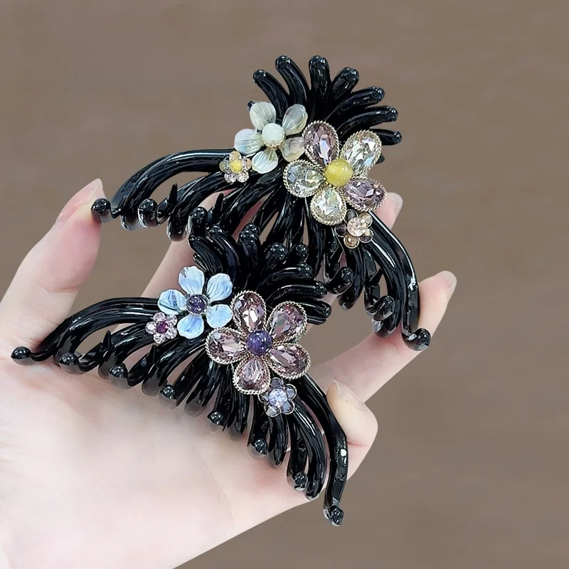 elegant-large-size-crystal-flower-hair-claw-clip-for-women-shark-clamp-stylish-summer-2024-romantic-ron-original-design