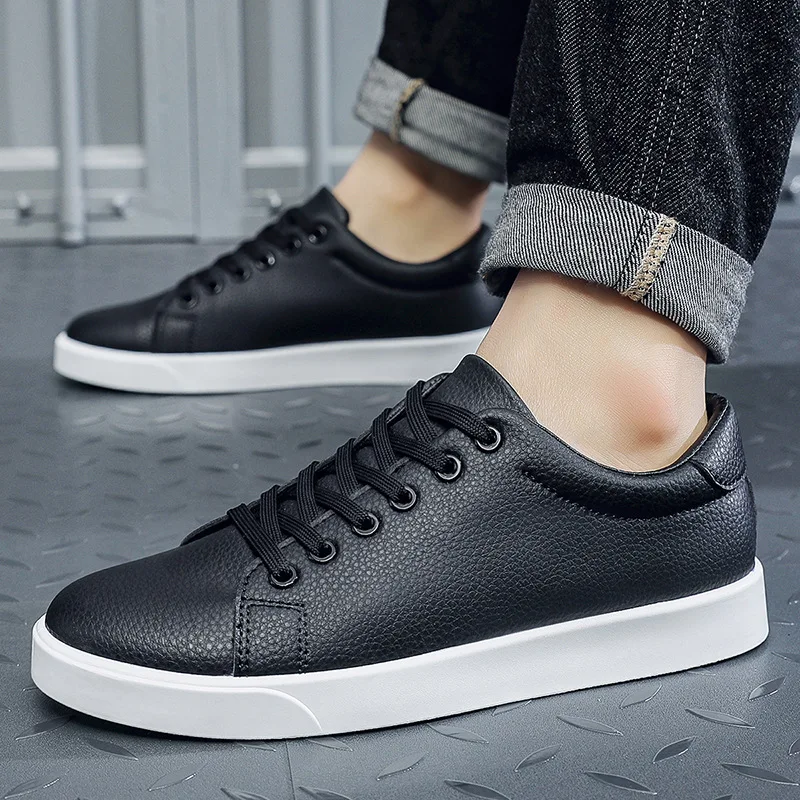 2026 New Fashion Mens Casual Shoes Genuine Leather Designer Lace-up Sneakers High Quality Outdoor walking Mocassin Footwear