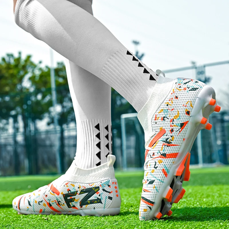 

Men New Society Turf Training Football Boots Breathable Adult Casual Studded Male Soccer Shoes Match High Quality Fast Sneakers