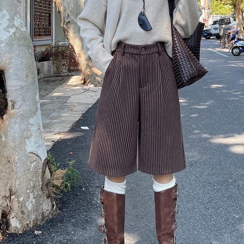 Coffee Retro Striped Five-point Trousers Women's Autumn and Winter Small Loose Casual Temperament Wide-leg Trousers
