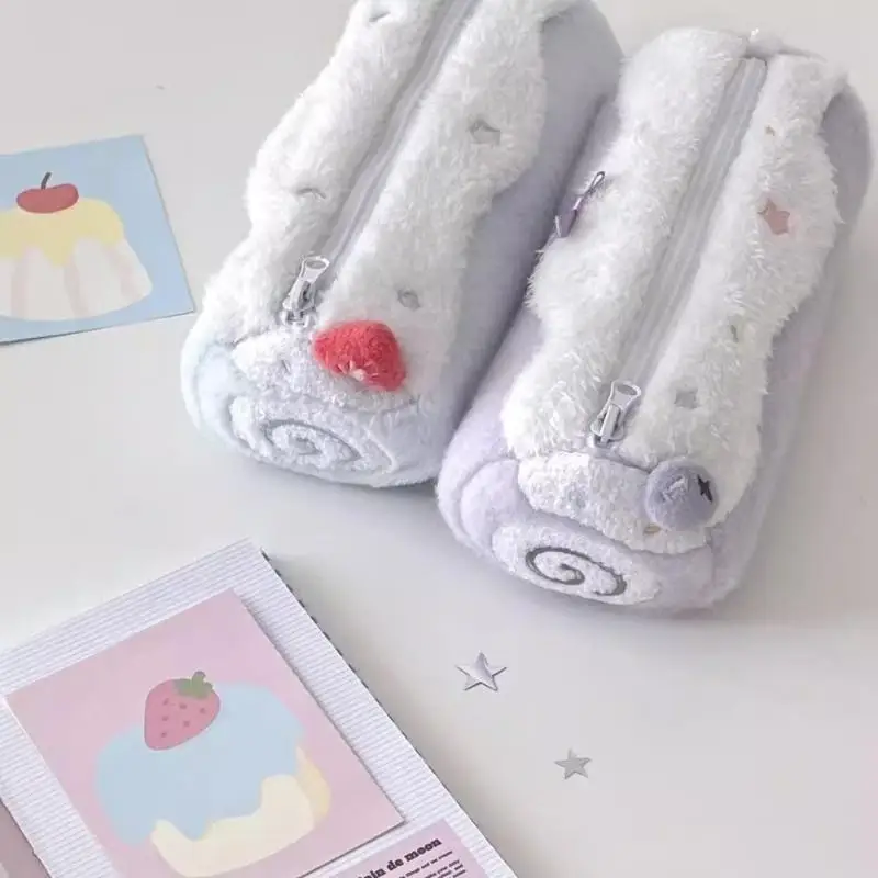 

Adorable Cream-colored Swiss Roll-shaped Plush Pencil Case With Large Capacity For School Students' Stationery Storage