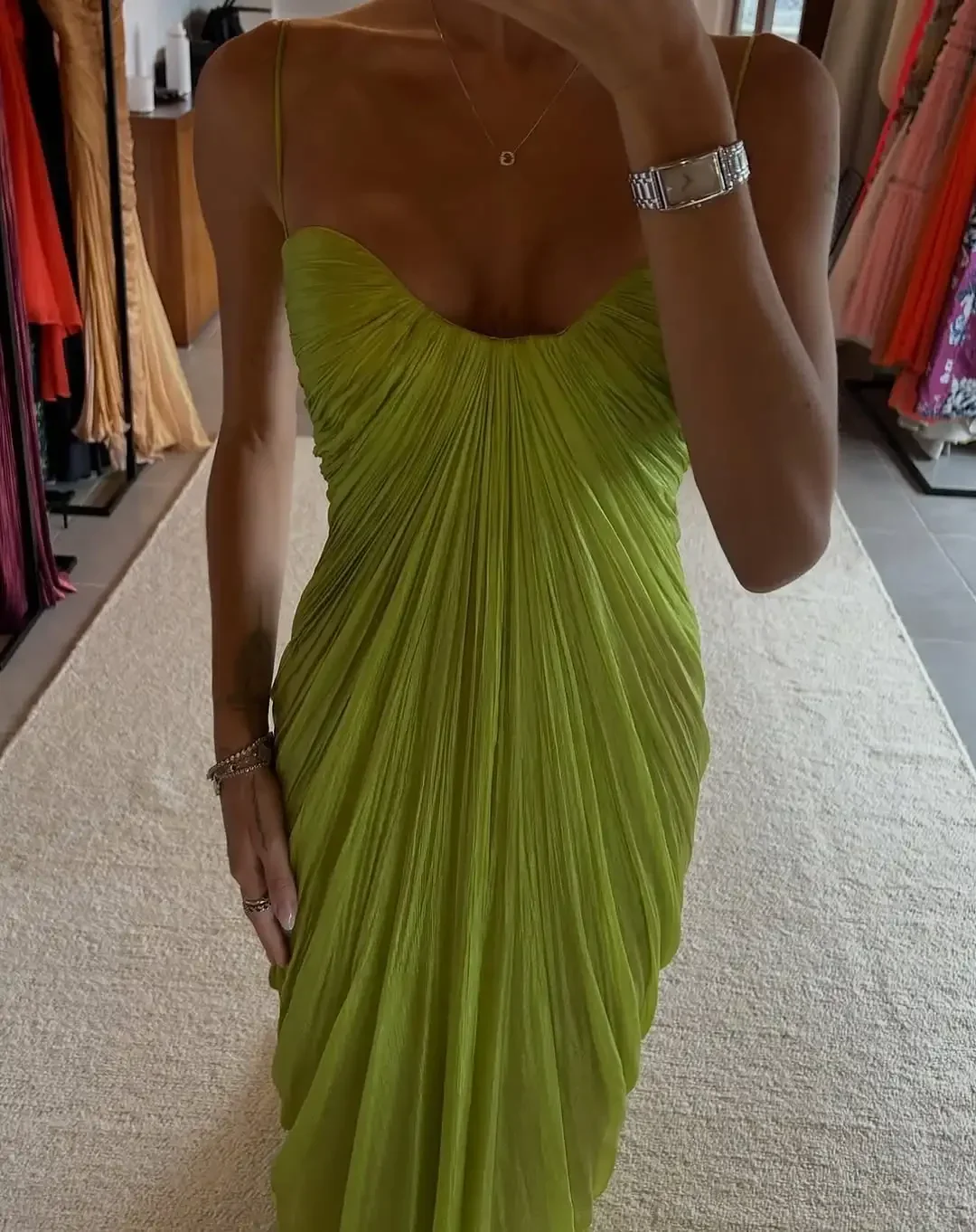 

Women's Sexy V-Neck Sleeveless Maxi Dress, High Waist Pleated Loose Long Evening Gown for Party