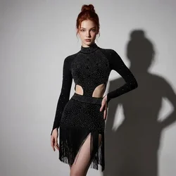 Abito da ballo latino Donna Palla Abbigliamento nero Costume di scena Abbigliamento da pratica Gonne Feste femminili Competizione Abbigliamento da ballo formale per ragazze