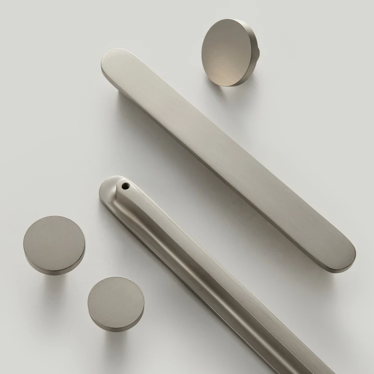 Solid Brass Plain Modern Style Nickel Brushed Matt Silver Cabinet Wardrobe Drawer Knobs Furniture Handle
