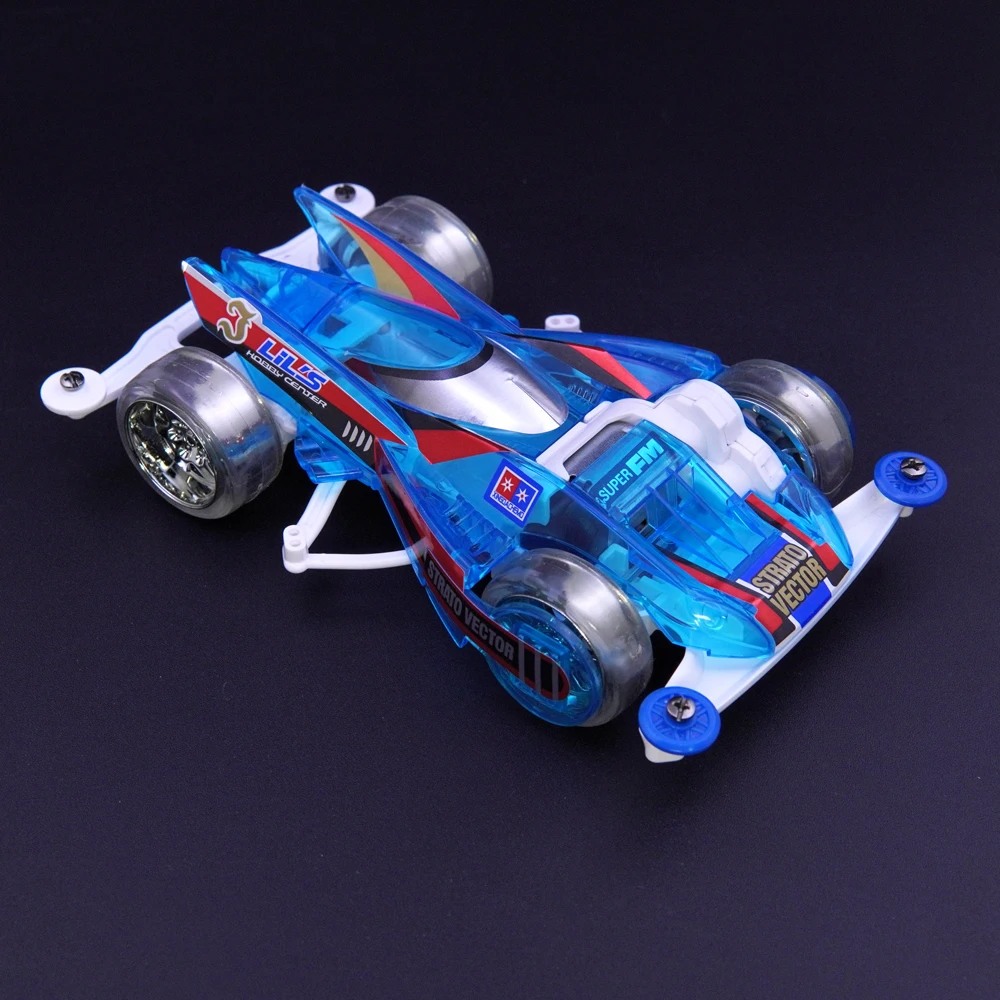 Xingda Daxing Mini 4WD هيكل SFM أبيض ، مجموعة ناقلات سترادو قذيفة زرقاء شفافة ، سيارة رباعية الادوات