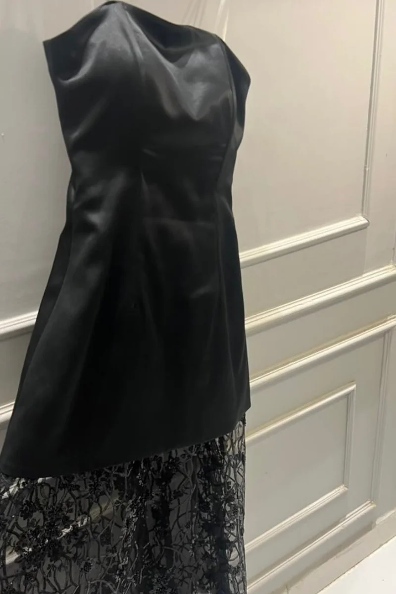 Jessica-vestidos de noche de encaje con estampado, vestidos de fiesta de satén negro para mujer, vestido de fiesta de boda Sexy con hombros descubiertos personalizado 2025