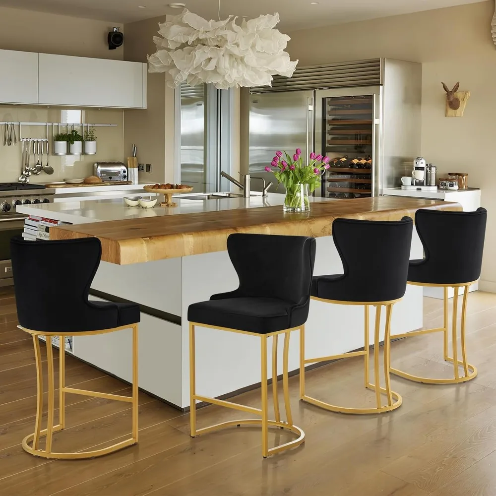 

Modern Leather Bar Stools Set of 4 with Cushion Seat and Back Counter Height Bar Chairs with Black Metal Frame Classic Kitchen