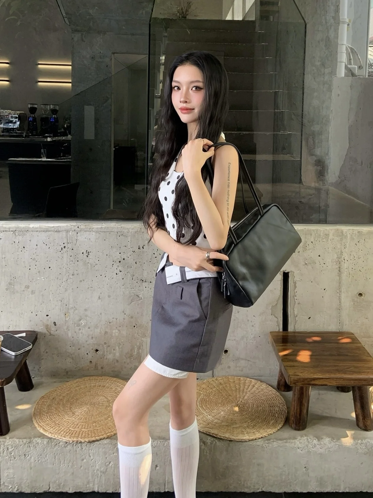 

Новая сумка-боулинг 2026 года из натуральной кожи премиум-класса, на одно плечо, для повседневного использования, маленькая, дизайнерская