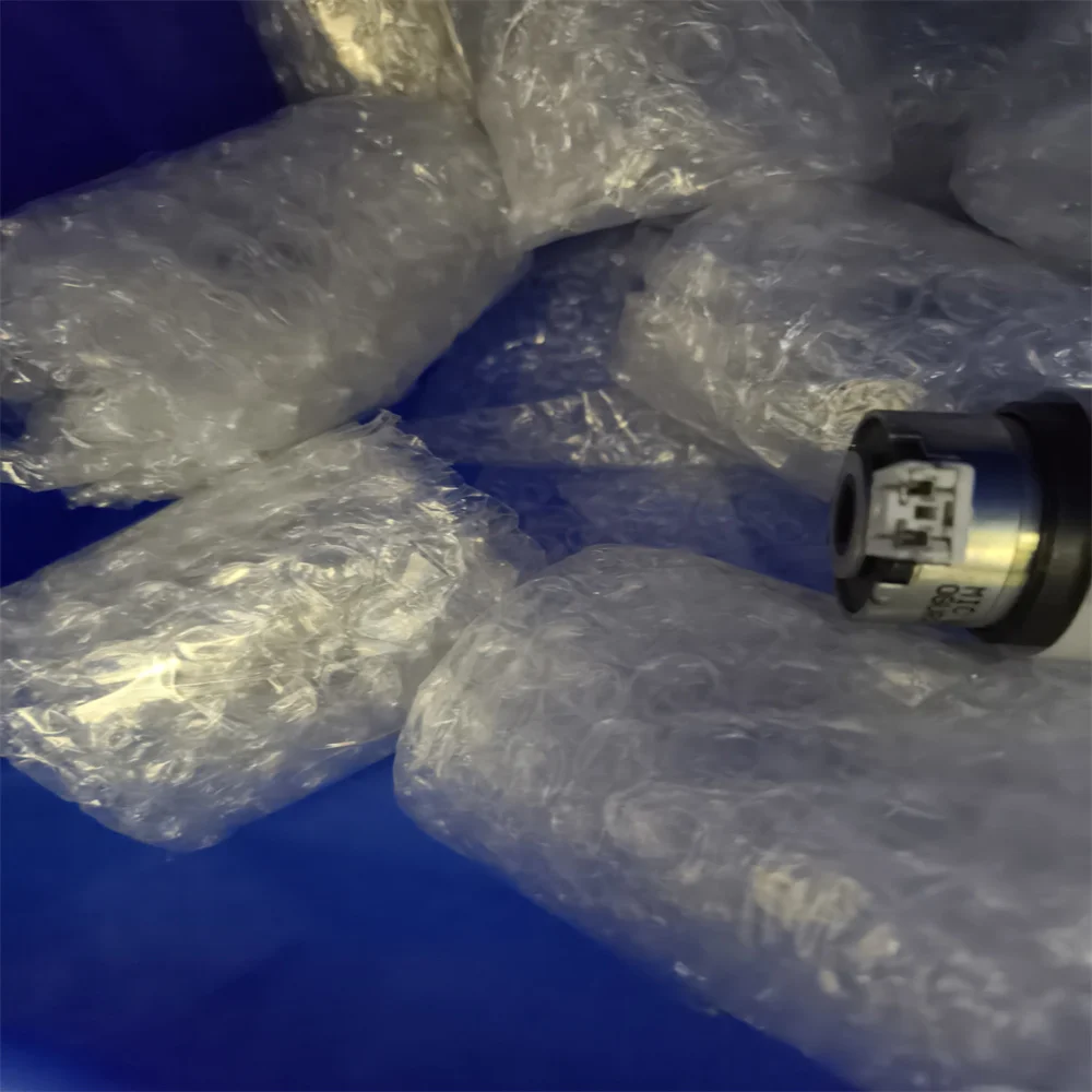 020-65009 P.F.Clutc… - image