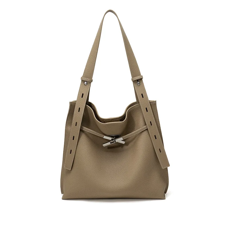 

Женская сумка Mendy 2026: Новинка, модная, вместительная, из натуральной кожи, тоут, с широким ремнем, через плечо, высококачественная.