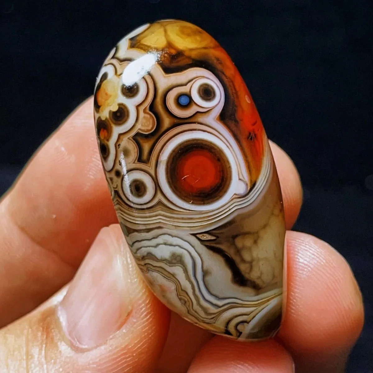 Natural Texture Mineral Specimen Banded Agate, Tumbled Polished Stone, Pendant Making, Crystal Collection, Table Display
