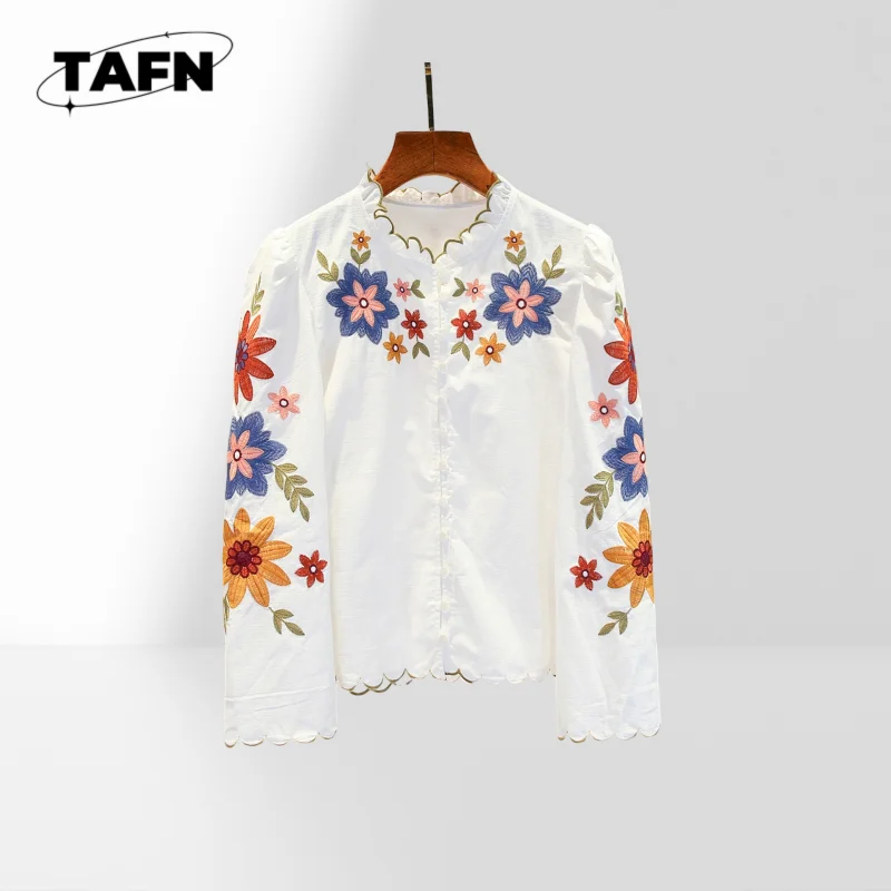 

Floral Embroidery Casual Front Button French Shirt Summer Essential Beautiful High Street Comfortable Casual Fit Western AG1528