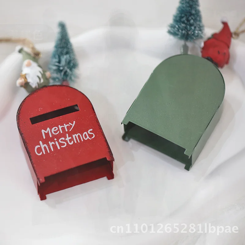 

Retro Small Mailbox for the Elderly Christmas Tree Pendant Handcrafted Resin Iron Art Decorations Red Green White