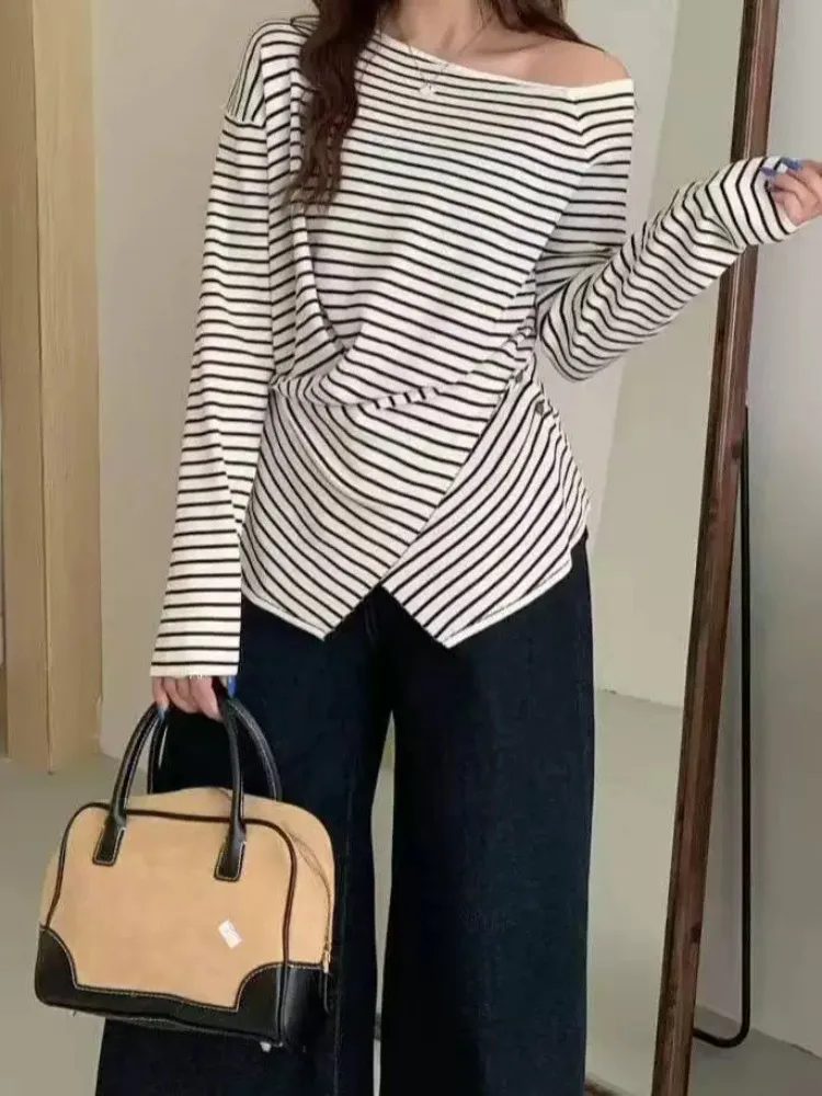 Slim Fit Long Sleeve Knitted Base Layer Women's Top Shoulder Bared Waist Cinched Design Autumn Fashion Casual Wear