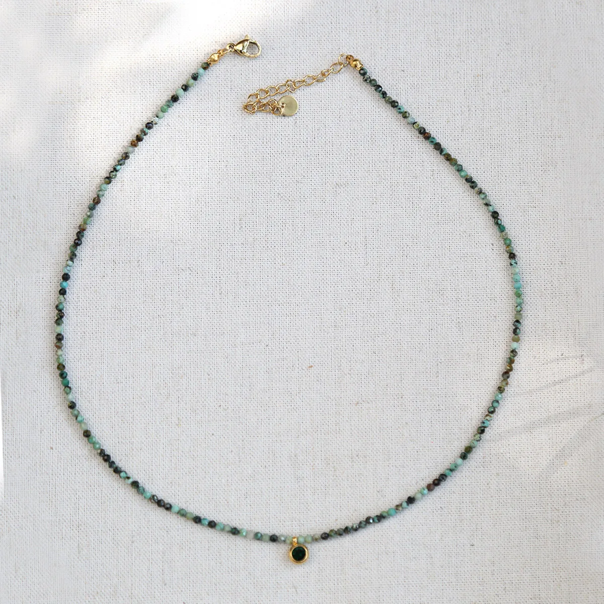 European and American minimalist niche design African pine natural stone green zircon versatile collarbone chain Gift