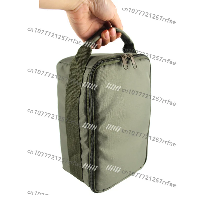 

Fishing Tackle Bag Waterproof Fishing Bag Portable Fishing Reel Gear Bag with 3 Adjustable Dividers for Spinning Baitcasting
