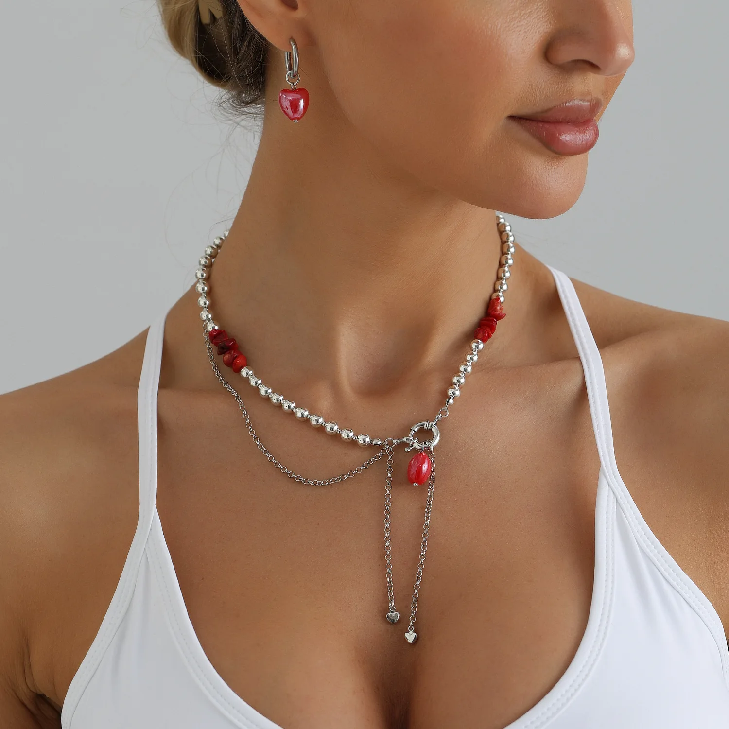 Cross border jewelry sweet and cool spicy girl red crushed stone heart necklace, color blocked subculture tassel necklace
