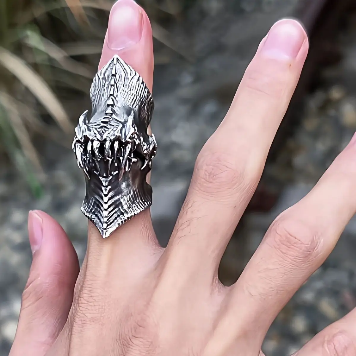 Vintage Teufelsauge-Ring mit Beweglichem Indexfinger, Punk-Statement-Ring, Gotischer Partyschmuck – Detail 4