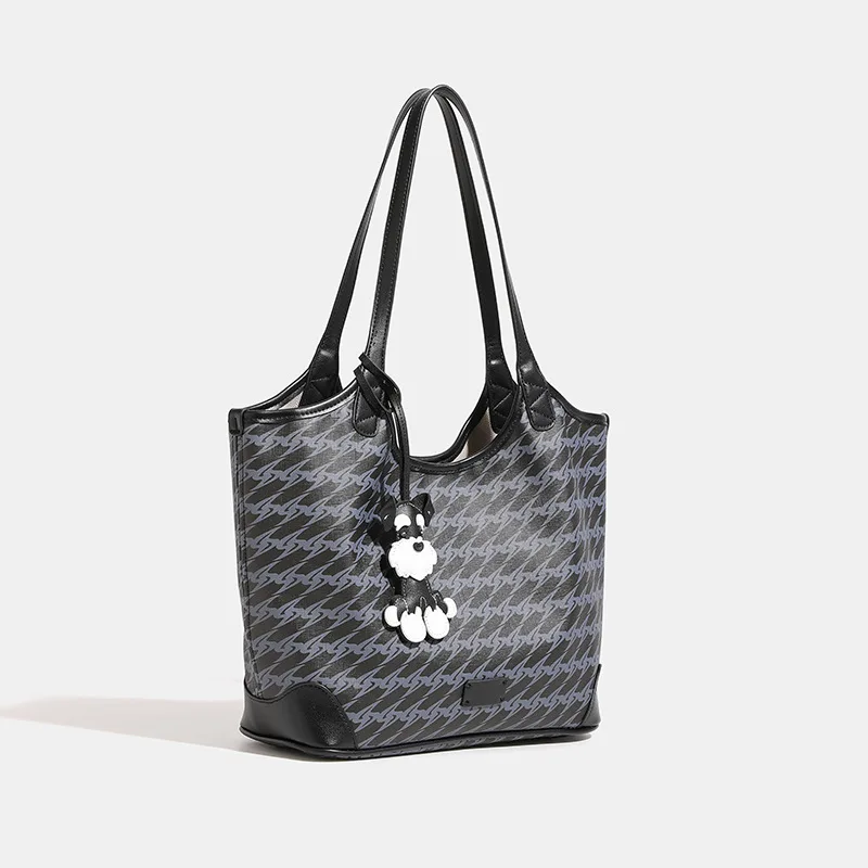 Diaper Bag Modern Stylish Appearance Easy To Clean Material Perfect for New Moms in Daily Errands and Outdoor Activities