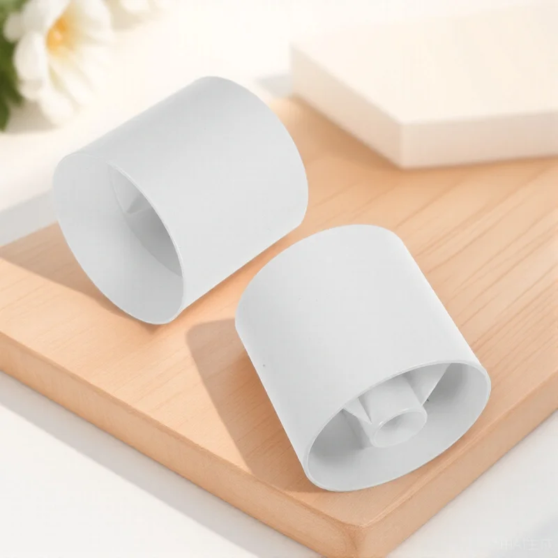 

2 pcs Plastic Putting Cup 10.5X10.5X10Cm Golf Hole Protector Flag Support Practice Accessory For Home Backyard Training