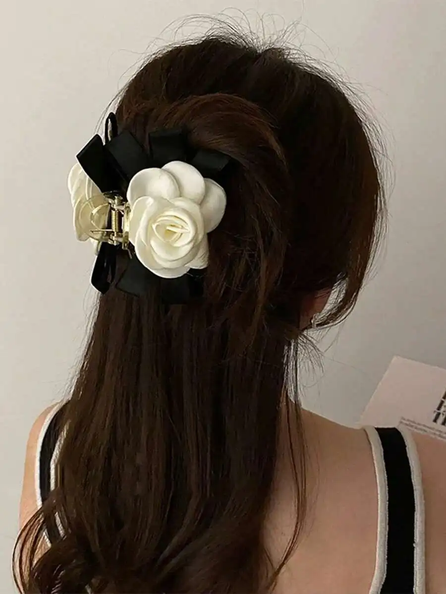 

Elegant White Flower Hair Claw Clip For Women Fashion Accessory