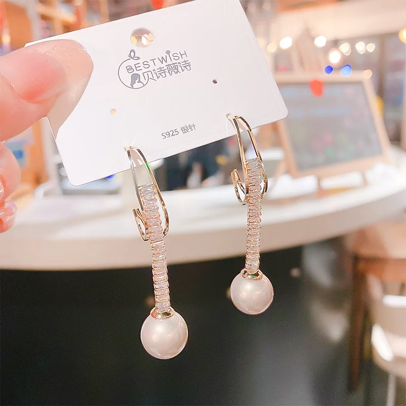 French Retro Web Celebrity Eardrop Harbor Style Earrings 2023 New Fashion Minority Fashion Design Individual Earrings For Woman