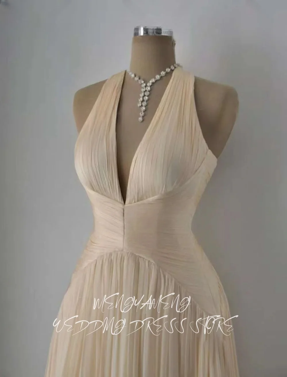 ZHUISHU Simple Champagne Chiffon Evening Dress Customized Halter Sleeveless Women Party Dress Formal Celebrity Gowns Quinceanera