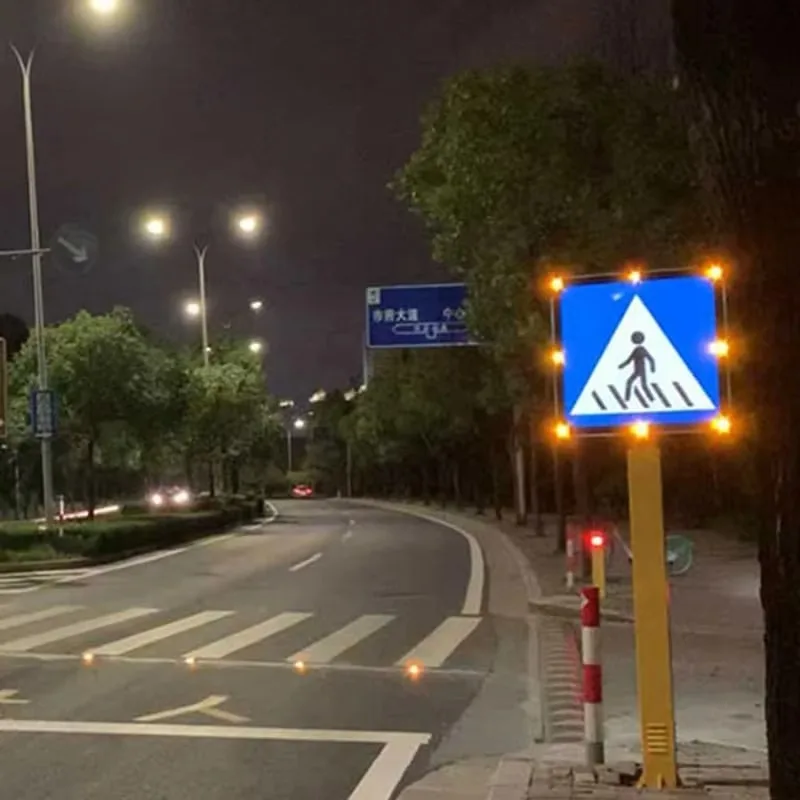 Light Emitting Diode in Intelligent Transportation Systems Flash Crosswalk Pedestrian Activation Light Solar Traffic Signs