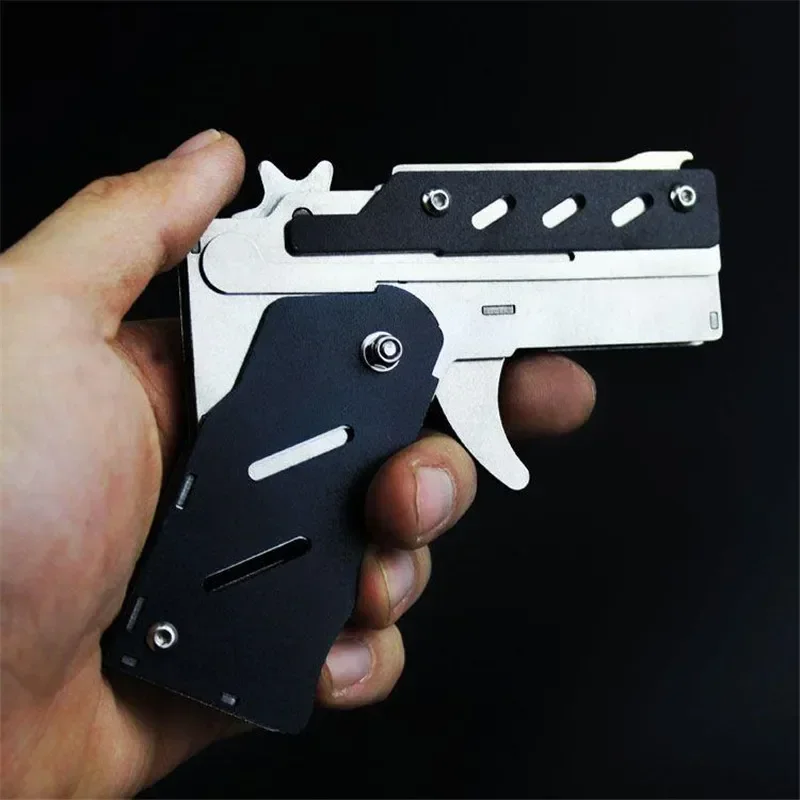 Metal Mini Folded as a Key Ring Keychain Rubber Band Gun Six Bursts of Rubber Toy Pistol Outdoor Indoor Shooting Tool