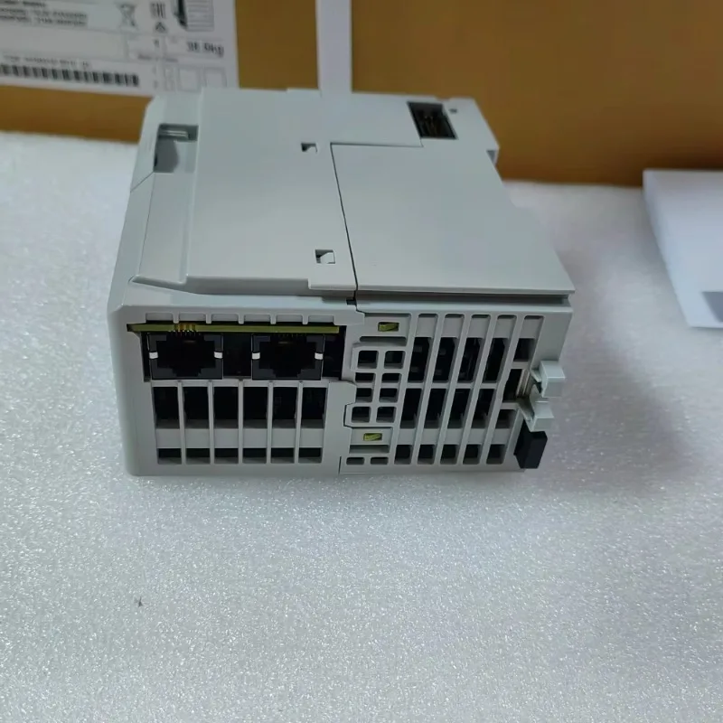 1732E-16CFGM12P5QCR 16 Point Configurable Digital i/o Module for Ethernet Based Network With m12 plc