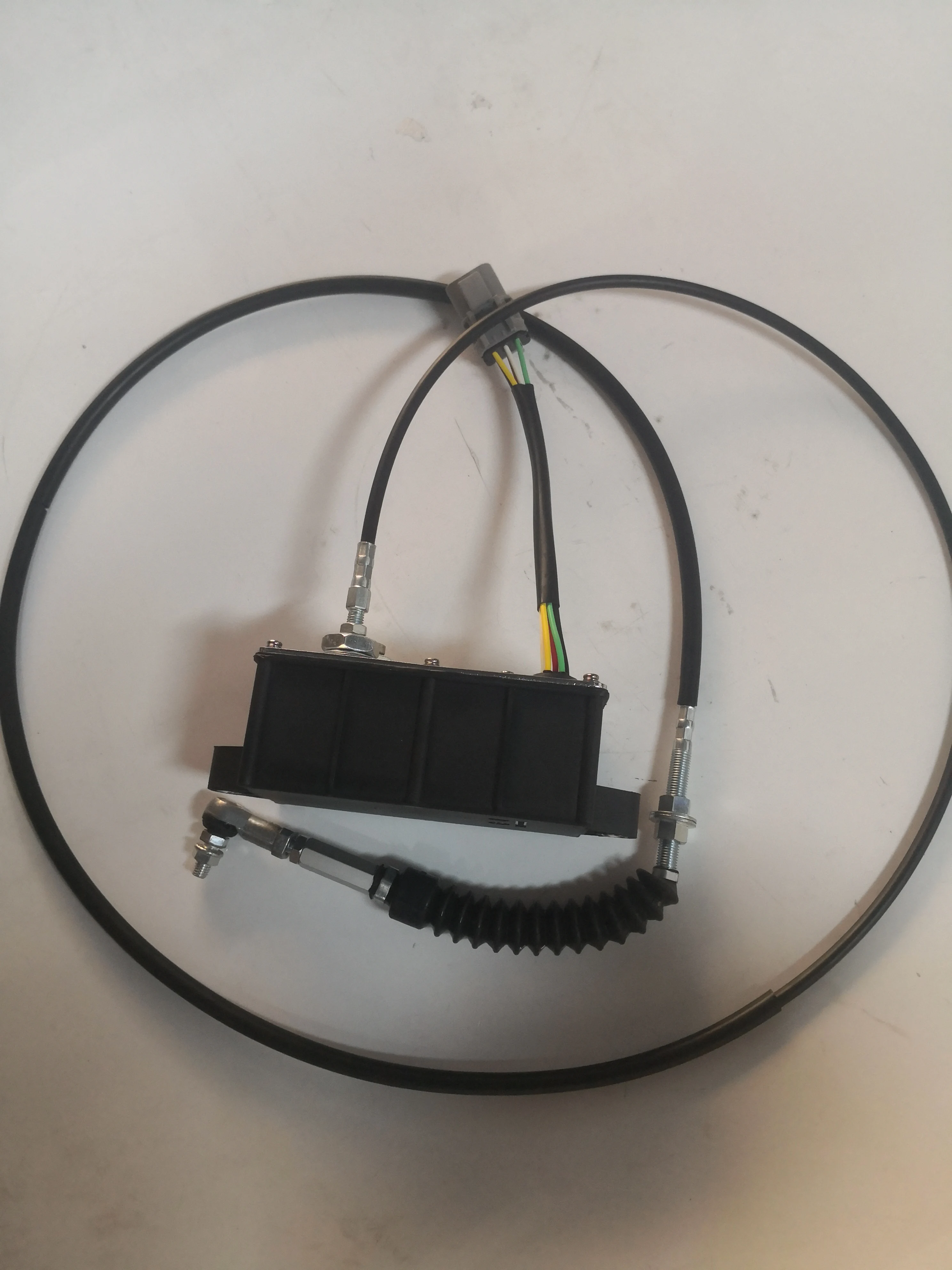 523-00008 300513-00008 محرك الخانق E/G. التحكم في المحرك ASS'Y لحفارة دوسان دايو DH225-7 340LC-V DX300LCA DH300-7