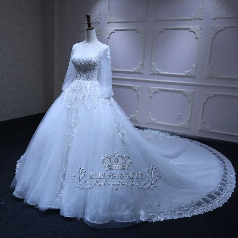 2024 new round-neck long-sleeved gorgeous lace trailing bridal wedding dress