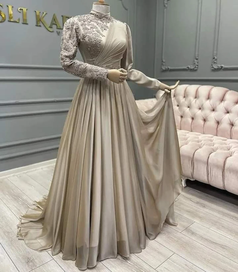 

Champagne Long Sleeve Muslim Prom Dresses Arabic Dubai Appliques Evening Formal Party Gowns Moroccan Caftan Robes De Soirée