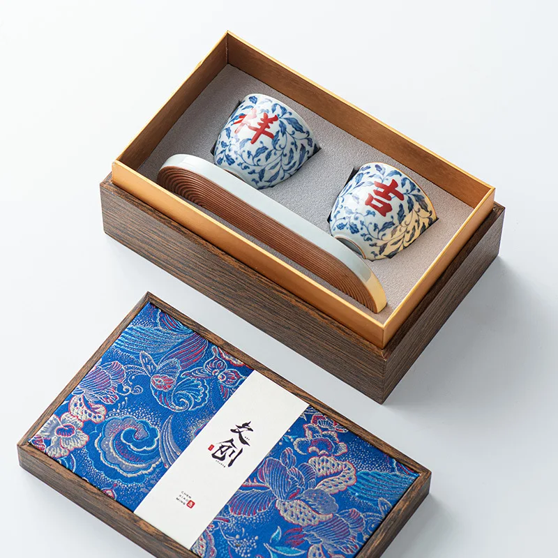 

Blue and white ceramic teacup high-grade wedding gift to cup auspicious joy creative tea set gift box hardcover