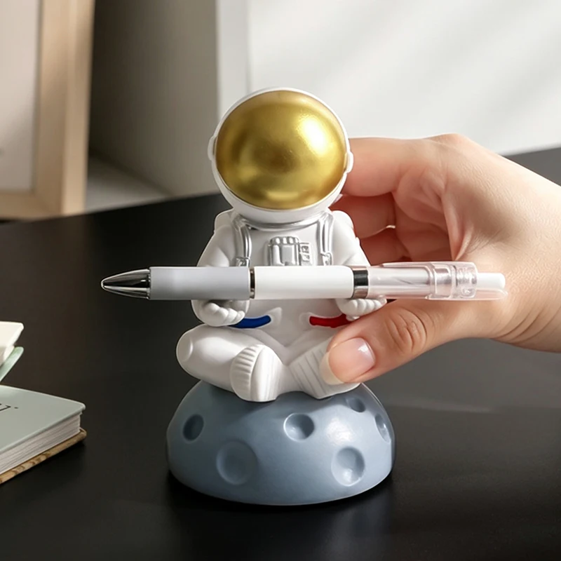 Whimsical Resin Astronaut Pen Holder Multi‑use Eyeglasses Stand Cute Spaceman Desktop Figurine Back to School Gift Home Office