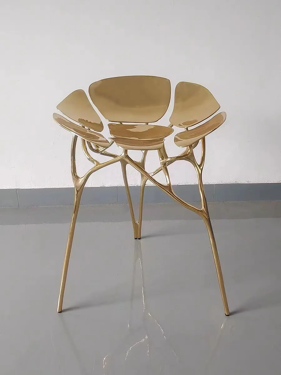 Gold Metal Bar Chair Stainless Steel Brass Shiny Mirror Surface Dinning Chairs Simple Luxury Artistic Flower Chair