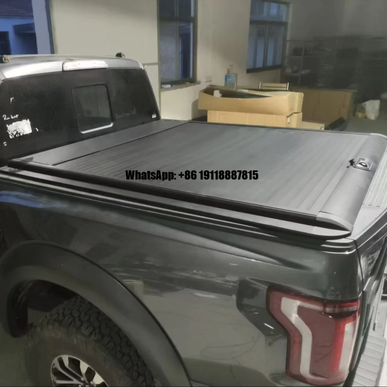 

Pickup Truck Roll-Up Tonneau Cover Accessory Aluminum Alloy Canopy Roller Moving Roof and Tailgate Access Accessory