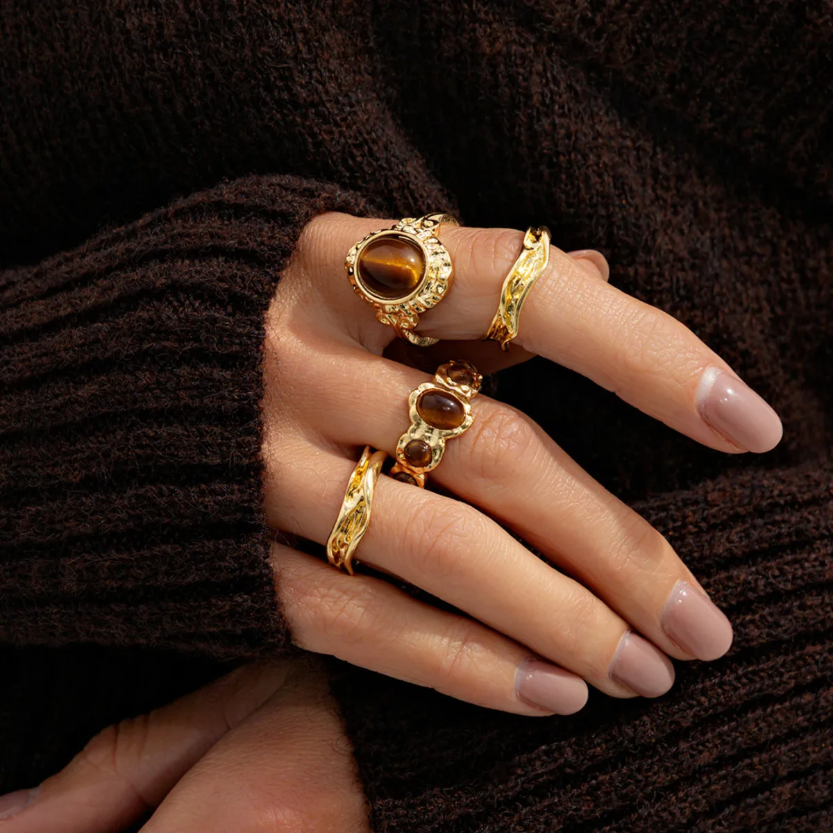 SHIXIN 4Pcs/Set Vintage Oval Brown Stone Open Rings for Women Luxury Round Gold Color Adjustable Knuckle Ring Lady Jewelry Gifts