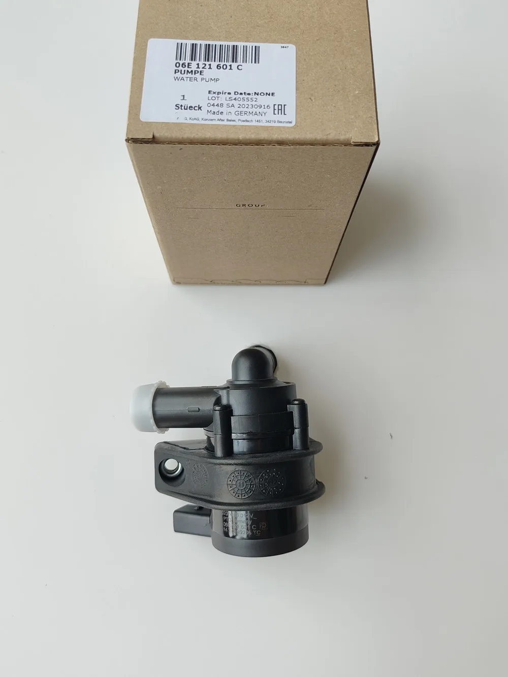 

Премиум НОВЫЙ оригинальный дополнительный вспомогательный водяной насос охлаждающей жидкости OEM 06E121601C для Audi A6 C6 A7 Sportback Q7 Quattro 3.0 TFSI 3.0L