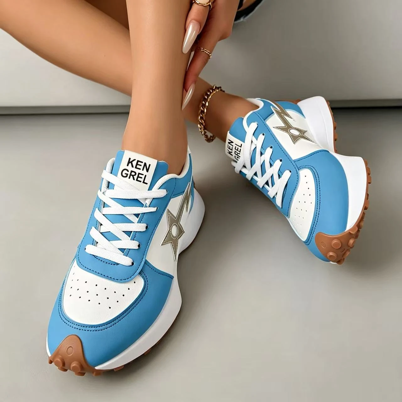 2026 New Star Design Thick Soled Women's Sneakers Comfort Casual Loafers Fashion Low Top Breathable Women Shoes Tênis Feminino