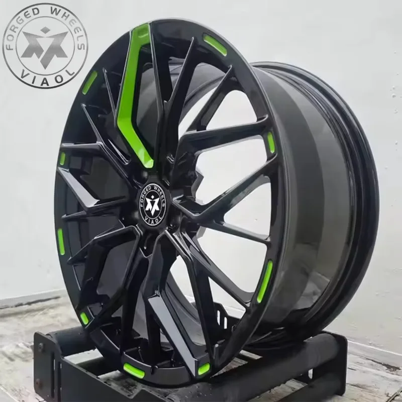 Sport Custom Forged Multi Spoke Alloy Wheels Y Spoke Staggered Custom Forged Executive Sedan Premium Crossover Luxury Estate