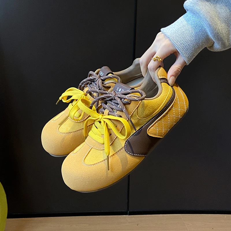 

Trend Yellow Trainers Woman Suede Leather Walking Shoes Women Low Cut Flat Designer Shoes For Women Sneakers zapatillas de mujer