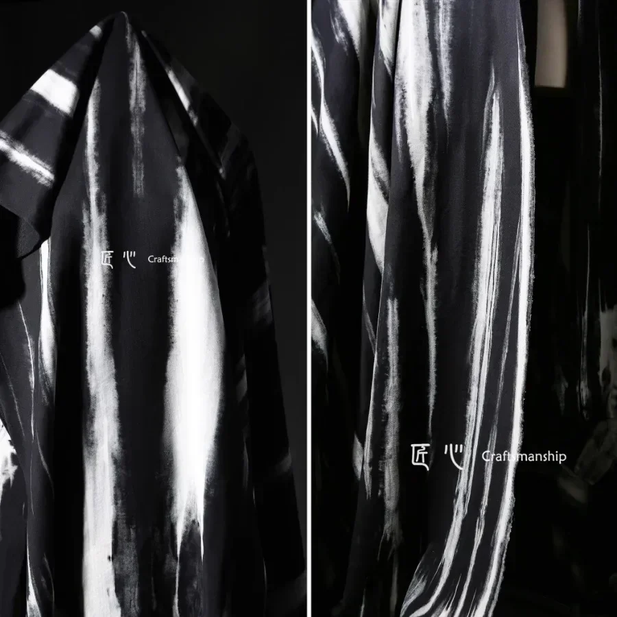 Black and White Brushstroke Knitted Wool Jacquard Fabric Texture Pattern Creative Sweater Bottoming Skirt Clothing Fabrics