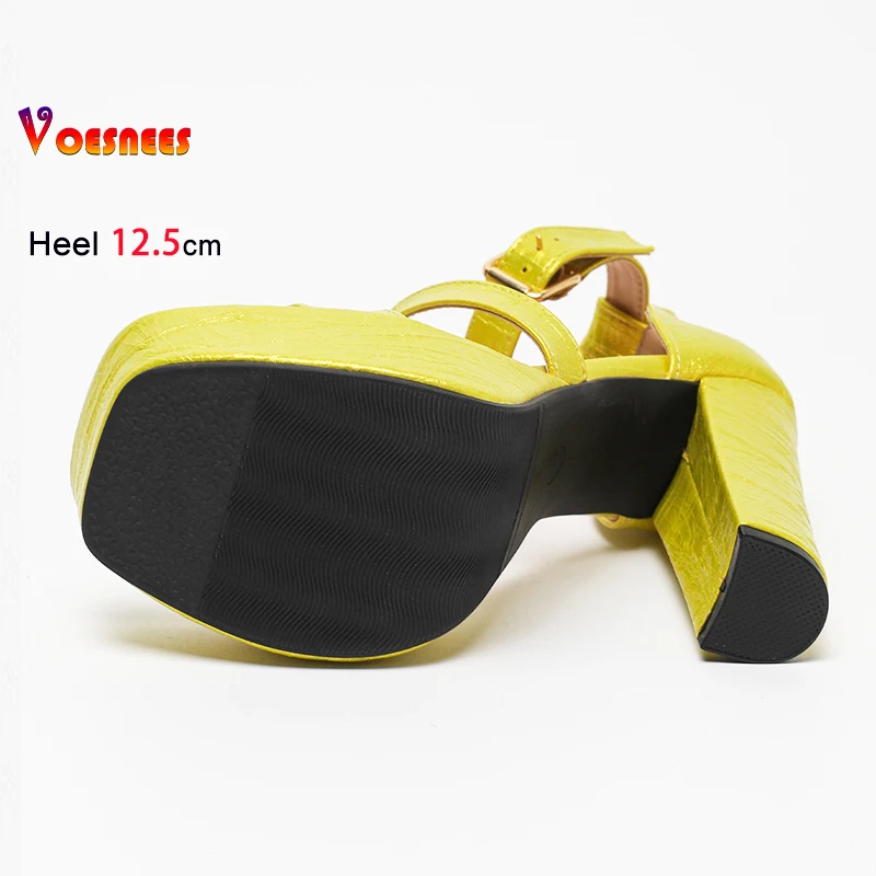 أوروبا وأمريكا جديد الصيف كبيرة الحجم الصنادل النساء منصة 12.5 سنتيمتر كعب سميك ساحة تو مشبك حزام أحذية الحفلات الصفراء #5